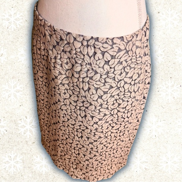 J. Crew Vineyard Leaf Jacquard Pencil Skirt Size 6 - Picture 5 of 12